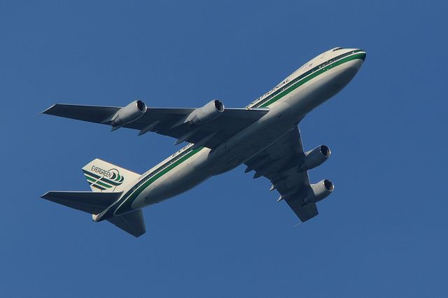 Boeing 747-200 (N489EV)