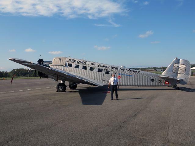 JUNKERS Ju-52/3m (HB-HOT) - A JU52 on tour in the US.