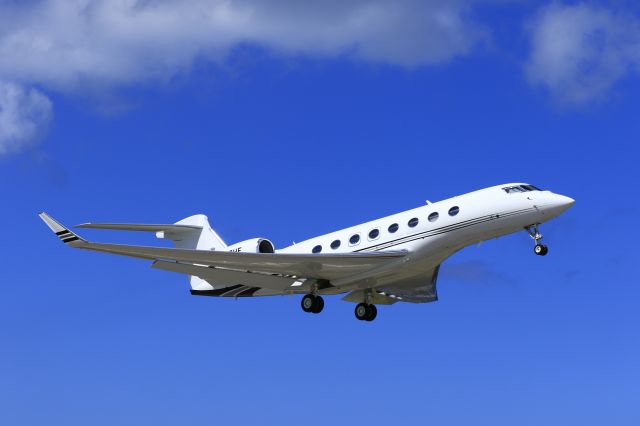 Gulfstream Aerospace Gulfstream G650 (N650HF) - N650HF departing tncm St Maarten