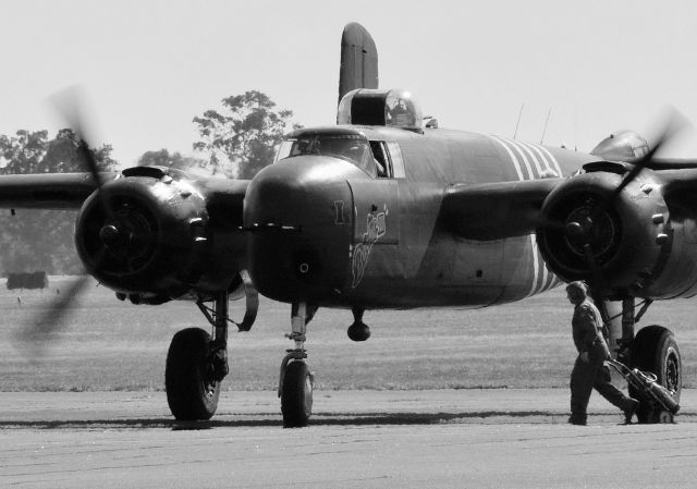 North American TB-25 Mitchell (N5548N) - NORTH AMERICAN B-25-H