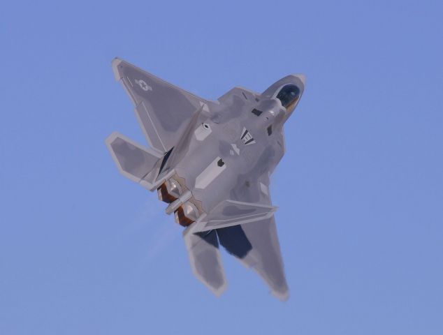 Lockheed F-22 Raptor (N00016) - Demo Aviation Nation