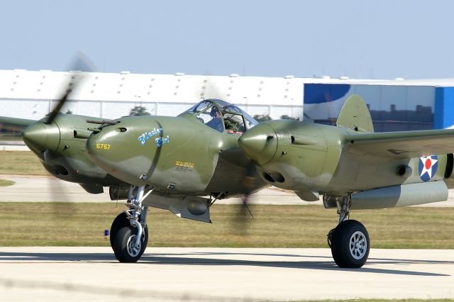 Lockheed P-38 Lightning (N17630) - Glacier Girl taxiing in.