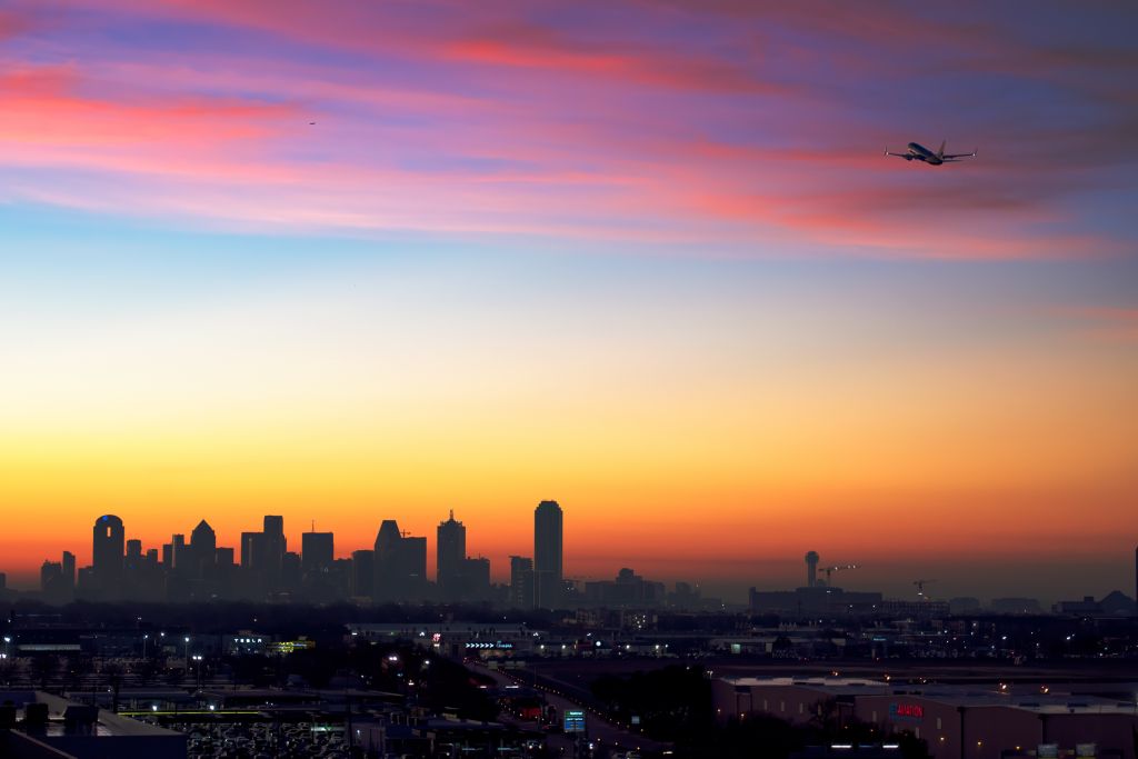 Boeing 737-700 — - Good morning from Dallas.