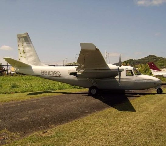 Aero Commander 500 (N8438C)