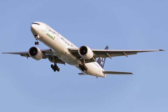 BOEING 777-300 (B-16701) - 12th Dec., 2015