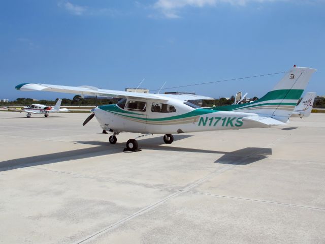 Cessna Centurion (N171KS) - The two ten. Best Cessna single engine!