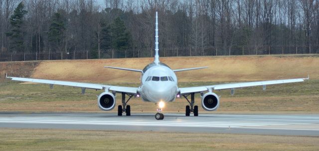 Airbus A321 (N585UW) - 2/21/16