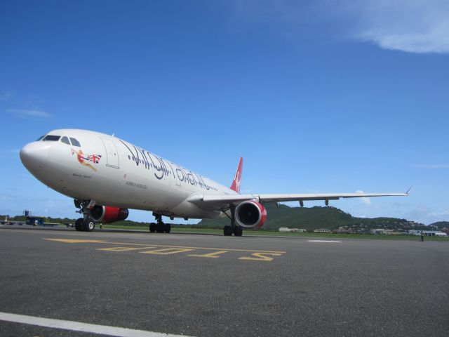 Airbus A330-300 (G-VSXY)