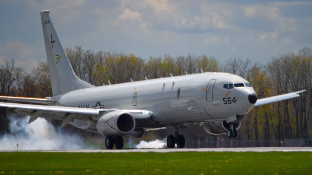 Boeing P-8 Poseidon (16-9564) - A visiting P-8A Poseidon shooting a handful of landings on Runway 19 at Selfridge ANG Base, Michigan, May 4, 2023