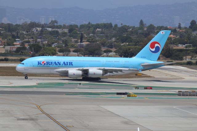 Airbus A380-800 (HL7614)