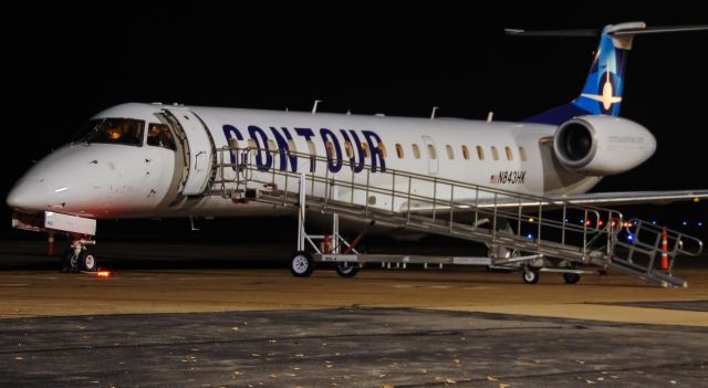 Embraer ERJ-145 (N843HK) - "The Spirit of Paducah" br /Contour's newest purchase after their flight from HPN the night before their inaugural flight to Charlotte the next morning.