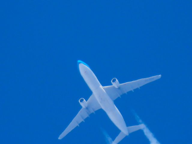 Airbus A330-300 (PH-AKB) - KLM661br /AMS-IAHbr /12/03/2024