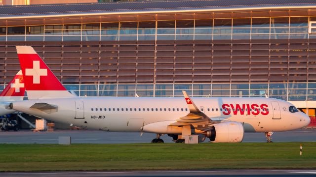 Airbus A320neo (HB-JDD)