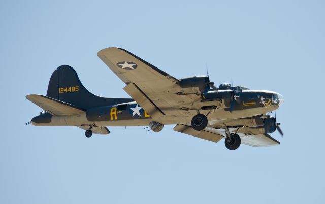 Boeing B-17 Flying Fortress (N3703G) - Tucson AZ 03/2013 Final East End of Runway