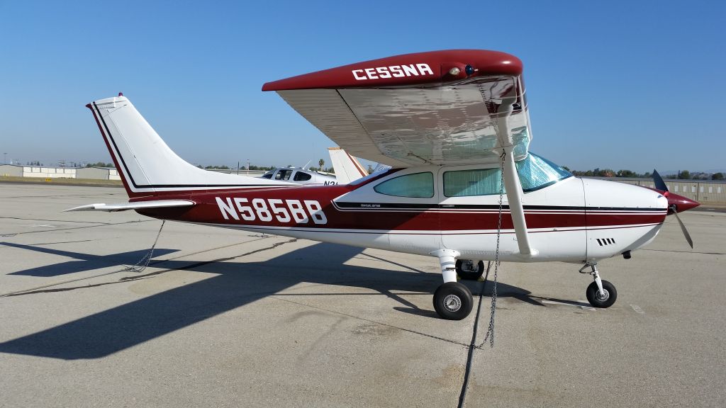 Cessna Skylane (N585BB) - 1979 CESSNA 182P AT FULLERTON, CA