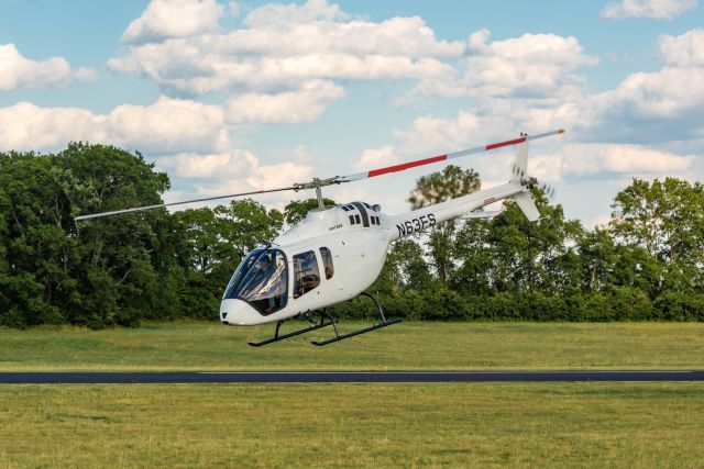 Bell 505 (N63FS)