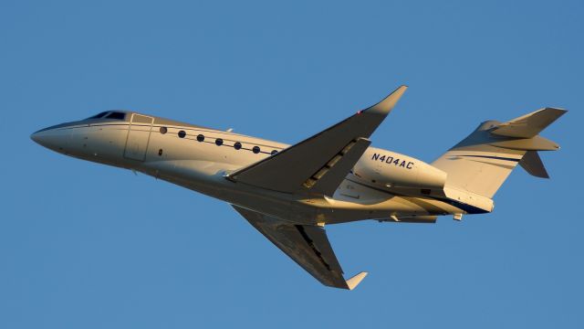 IAI Gulfstream G280 (N404AC) - Departing 4.