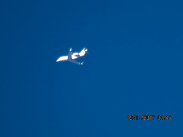 Bombardier Challenger 300 (EJM204)