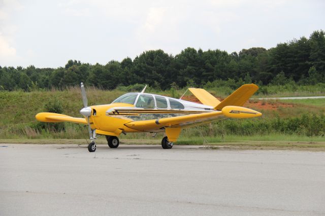 Beechcraft 35 Bonanza (N5930C)