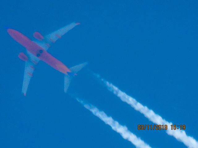 Boeing 737-700 (N440LV)