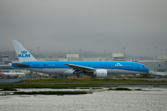 Boeing 777-200 (PH-BQP) - KLM Boeing 777 taxiing at San Francisco International preparing to depart for Amsterdam.