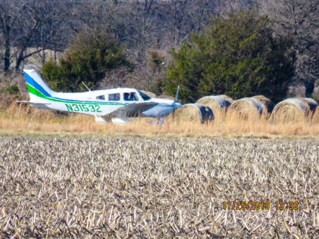Piper Cherokee (N31532)