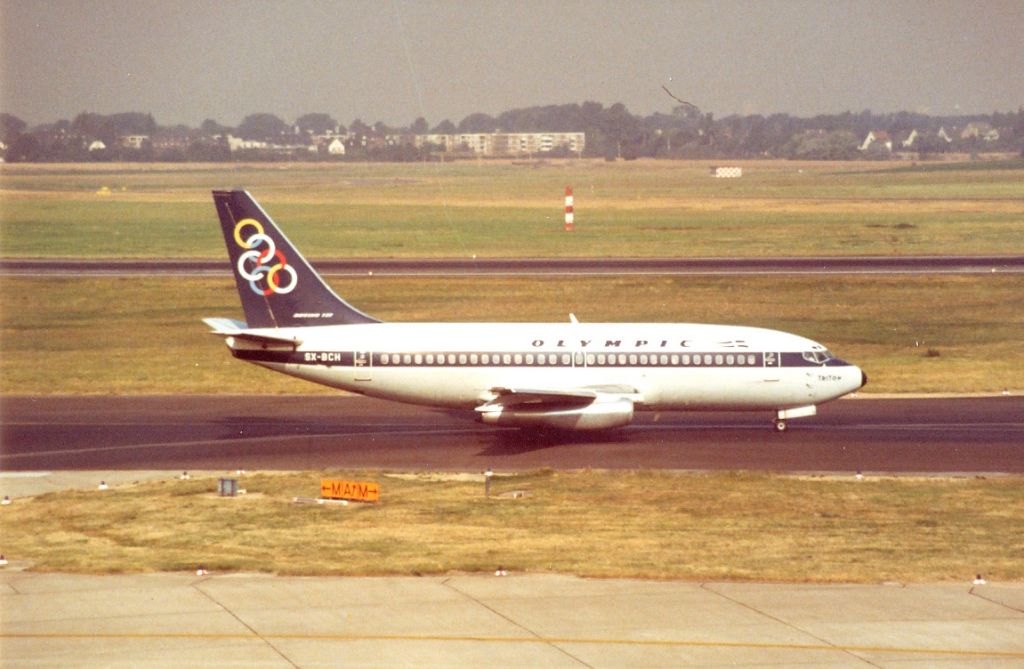 Boeing 737-200 (SX-BCH) - Olympic B737-284 cn22339 (sep83)