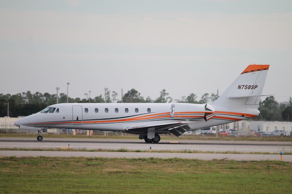 Cessna Citation Sovereign (N758SP) - Northwest Flight 758 arrives on Runway 6 at Southwest Florida International Airport following flight from DuPage Airport