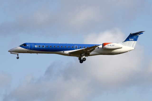 Embraer ERJ-145 (G-RJXF)