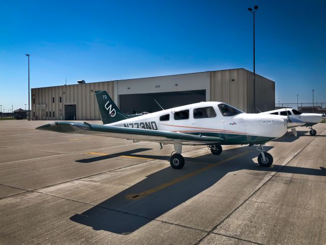 Piper Cherokee (N773ND)