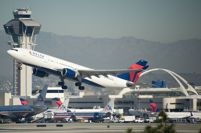 Airbus A330-200 (N858NW) - Los Angeles Intl (KLAX)  ->  Narita Intl (RJAA / NRT) 10:57AM PST 04:02PM JST (+1) 12:05