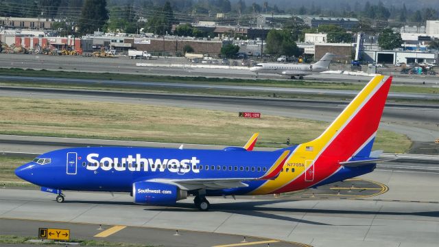 Boeing 737-700 (N7705A) - 20150429-084904.jpgbr /N7705A Southwest Airlines Boeing 737-700 - cn 32744 / ln 1584br /First Flight * Sep 2004br /Age 10.6 Yearsbr /29-Apr-2015 B737 Los Angeles Intl (KLAX) San Jose Intl (KSJC) 07:58 PDT 08:48 PDT 0:49