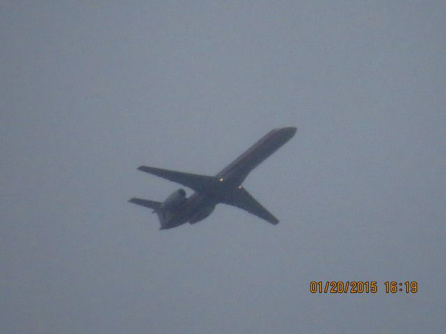 Embraer ERJ-145 (N684JW) - Envoy Air flight 3326 from DFW to Joplin Missouri over Baxter Springs Kansas at 9,000 feet.