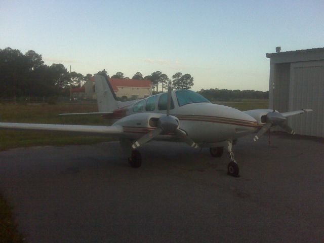 Beechcraft 55 Baron (N500YE)