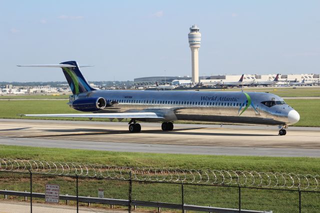 McDonnell Douglas MD-83 (N801WA)