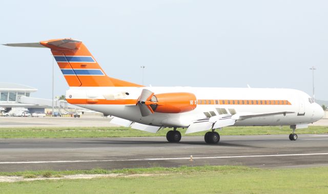 Fokker 70 (PH-KBX)