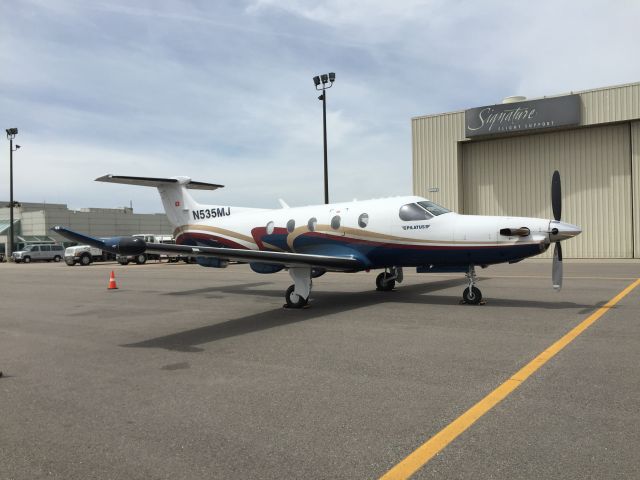 Pilatus PC-12 (N535MJ)
