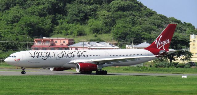 Airbus A330-300 (G-VRAY)