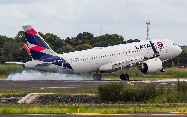 Airbus A320neo (PR-XBI)