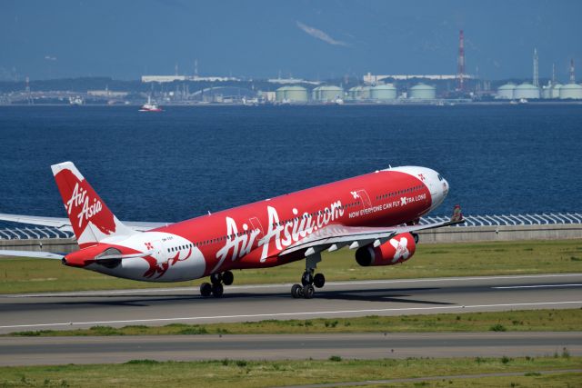 Airbus A330-300 (9M-XXH)