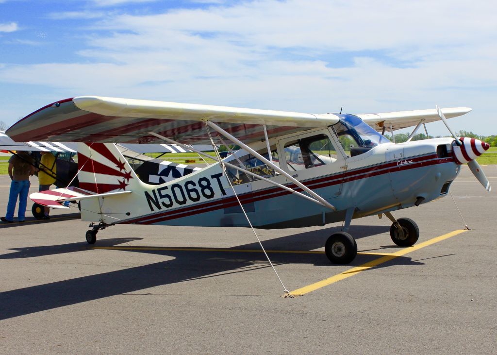 CHAMPION Decathlon (N5068T) - At Downtown Shreveport.