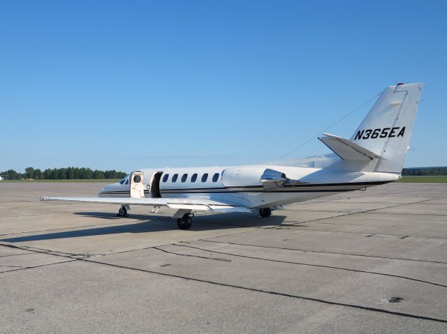 Cessna Citation V (N365EA) - CFM (Corporate Flight Management) has 3 x King Air 100, 1 x Phenom 100 and 2 x Citation V available for charter in the New York metropolitan area KDXR KHPN KTEB KBDR  a rel=nofollow href=http://WWW.FLYCFM.COMWWW.FLYCFM.COM/a