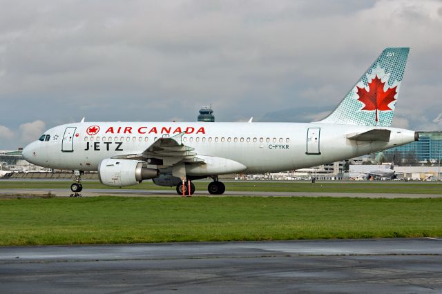 Airbus A319 (C-FYKR)