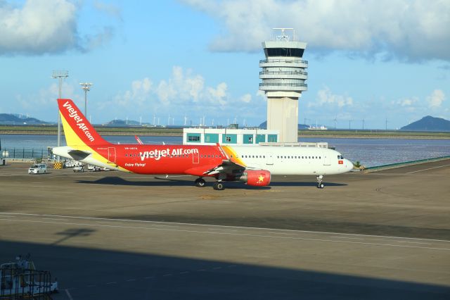 VN-A670 —