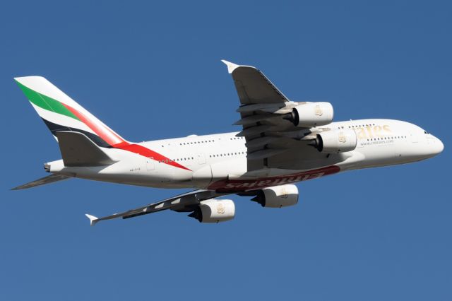 Airbus A380-800 (A6-EVE)