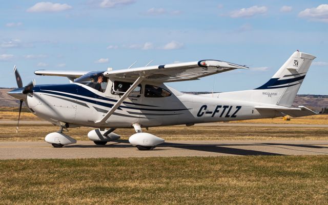 Cessna Skylane (C-FTLZ)