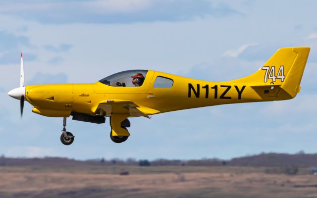 PAI Lancair 320 (N11ZY)