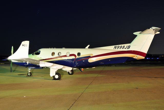 Pilatus PC-12 (N998JB) - Seen at KFDK on 11/22/2009.      a href=http://discussions.flightaware.com/profile.php?mode=viewprofile&u=269247  [ concord977 profile ]/a