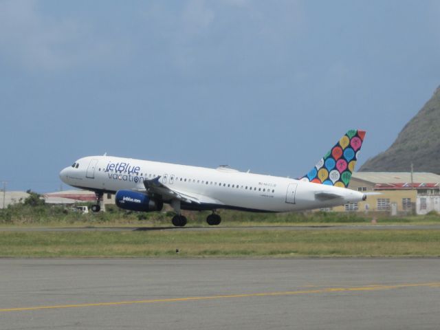 Airbus A320 (N603JB)