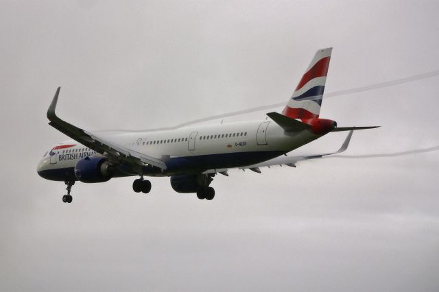 Airbus A321 (G-NEOP) - Airbus A321-251NX, British Airways, G-NEOP, 14.Oct.2022, EGLL London Heathrow, Myrtle Ave, Arrival during a rain shower